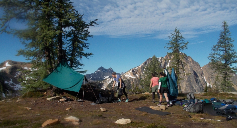 backpacking expedition for adults in pacific northwest